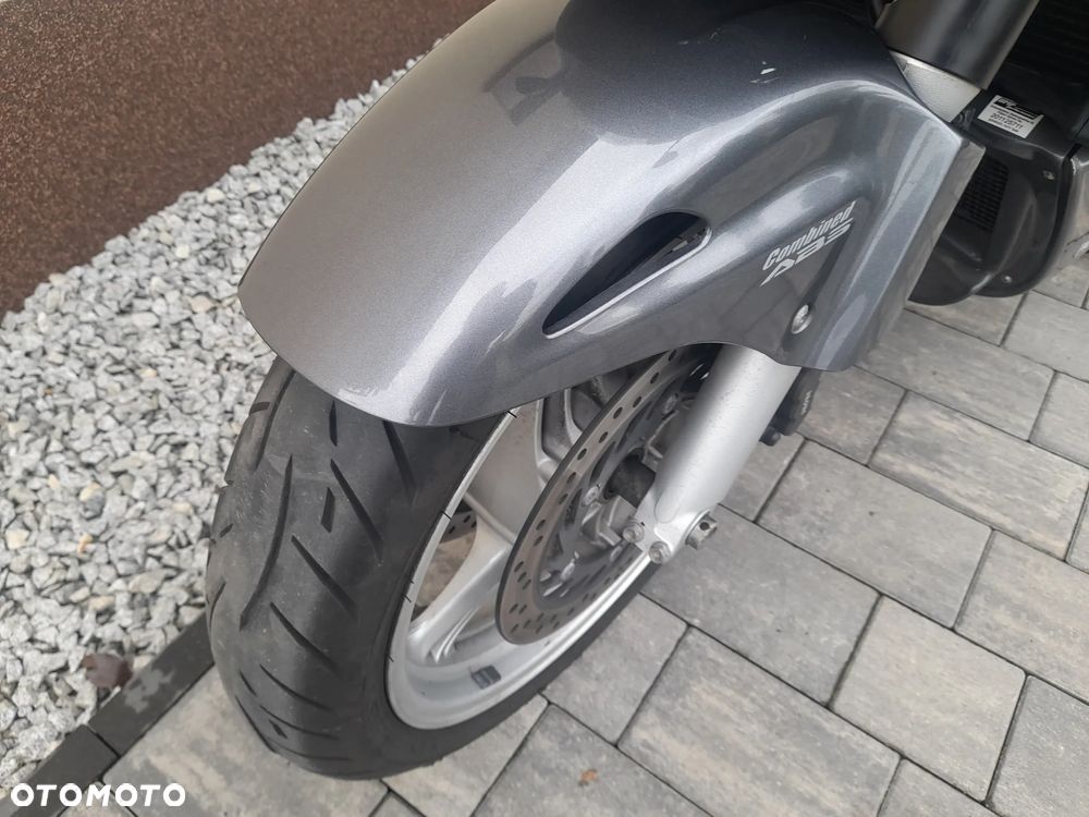 Honda Deauville - 25