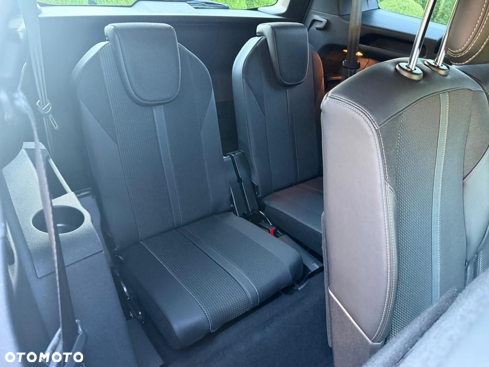 Peugeot 5008 PureTech 130 EAT8 Stop & Start GT - 34