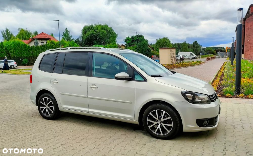 Volkswagen Touran 2.0 TDI DPF Highline DSG - 3