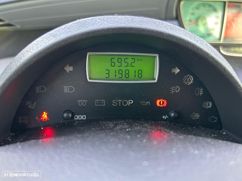 Peugeot 807 2.2 HDi Navteq - 15