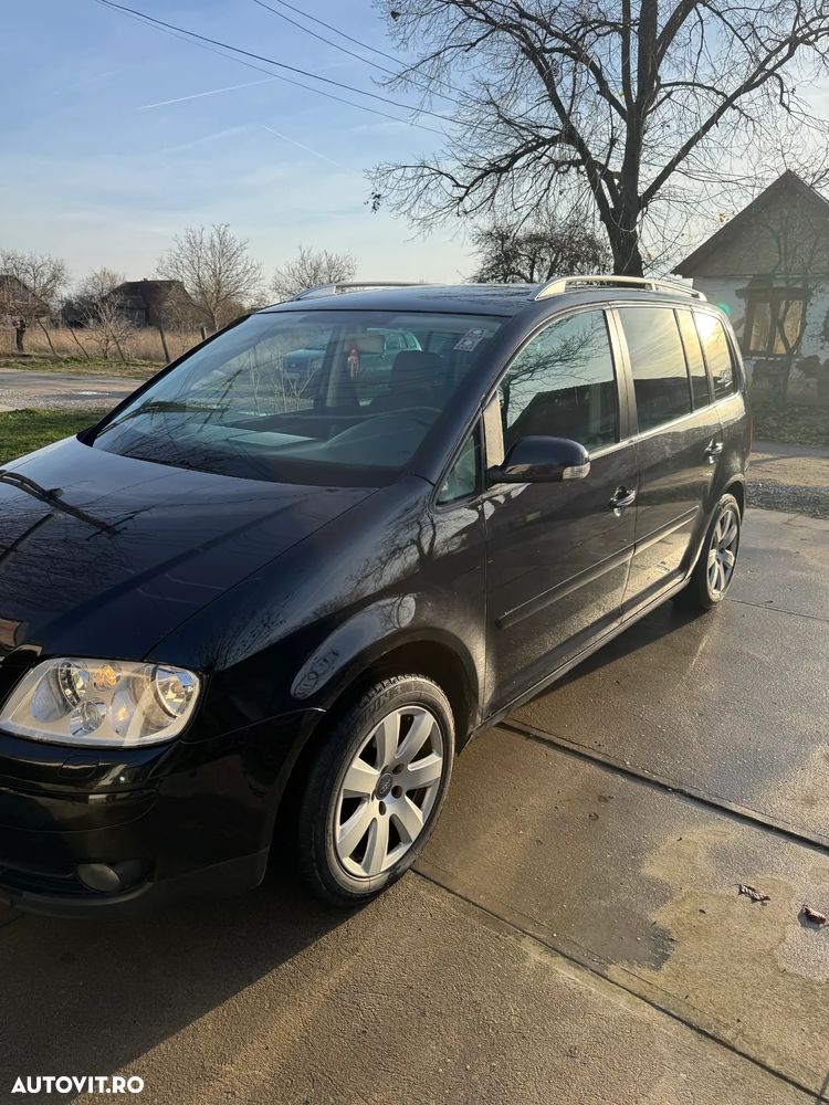 Volkswagen Touran 2.0TDI Trendline - 6