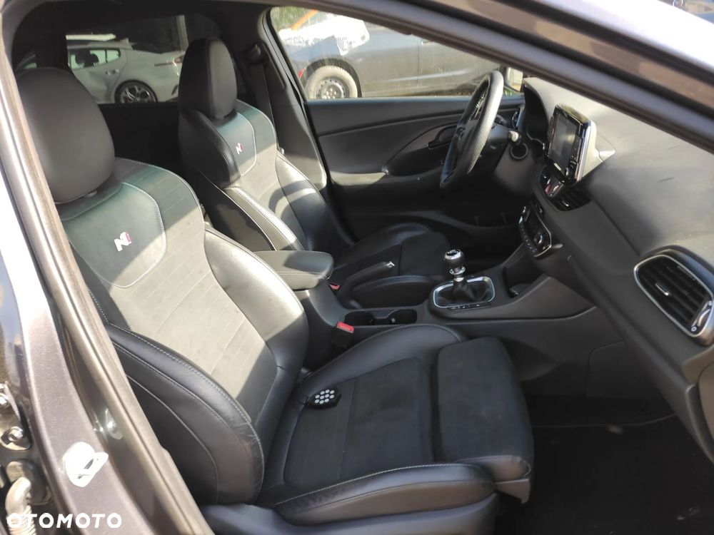 Hyundai i30 N 2.0 T-GDI Performance - 13