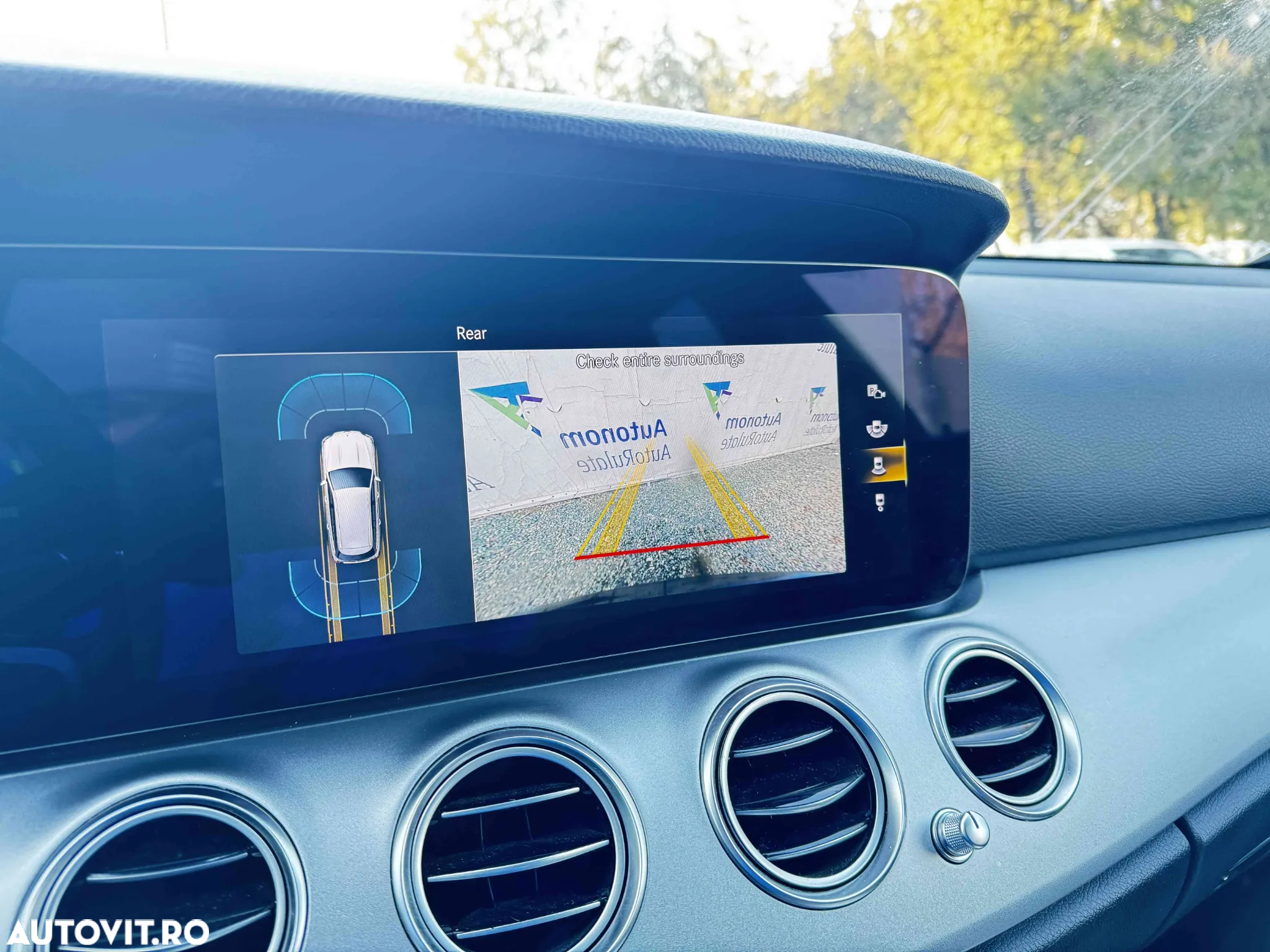 Mercedes-Benz E - 11