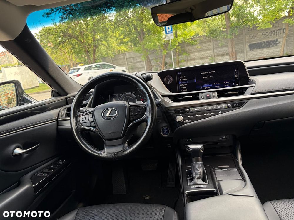 Lexus ES 300h Elegance - 20