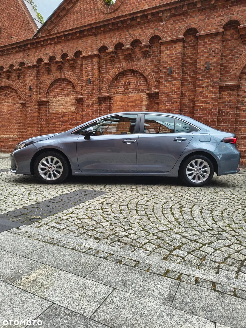 Toyota Corolla 1.8 Hybrid Comfort - 4
