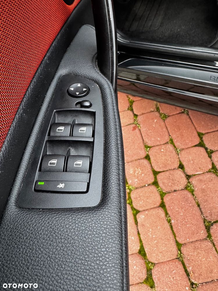 BMW Seria 1 118d Sport Line - 14