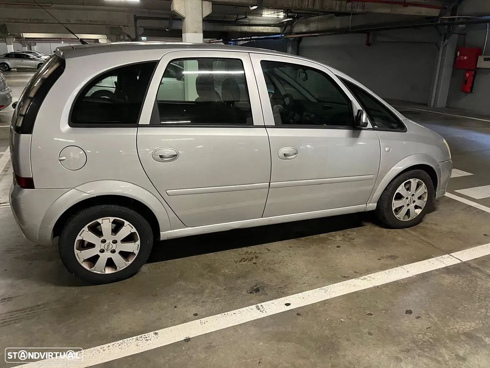 Opel Meriva 1.3 CDTI Cosmo - 2