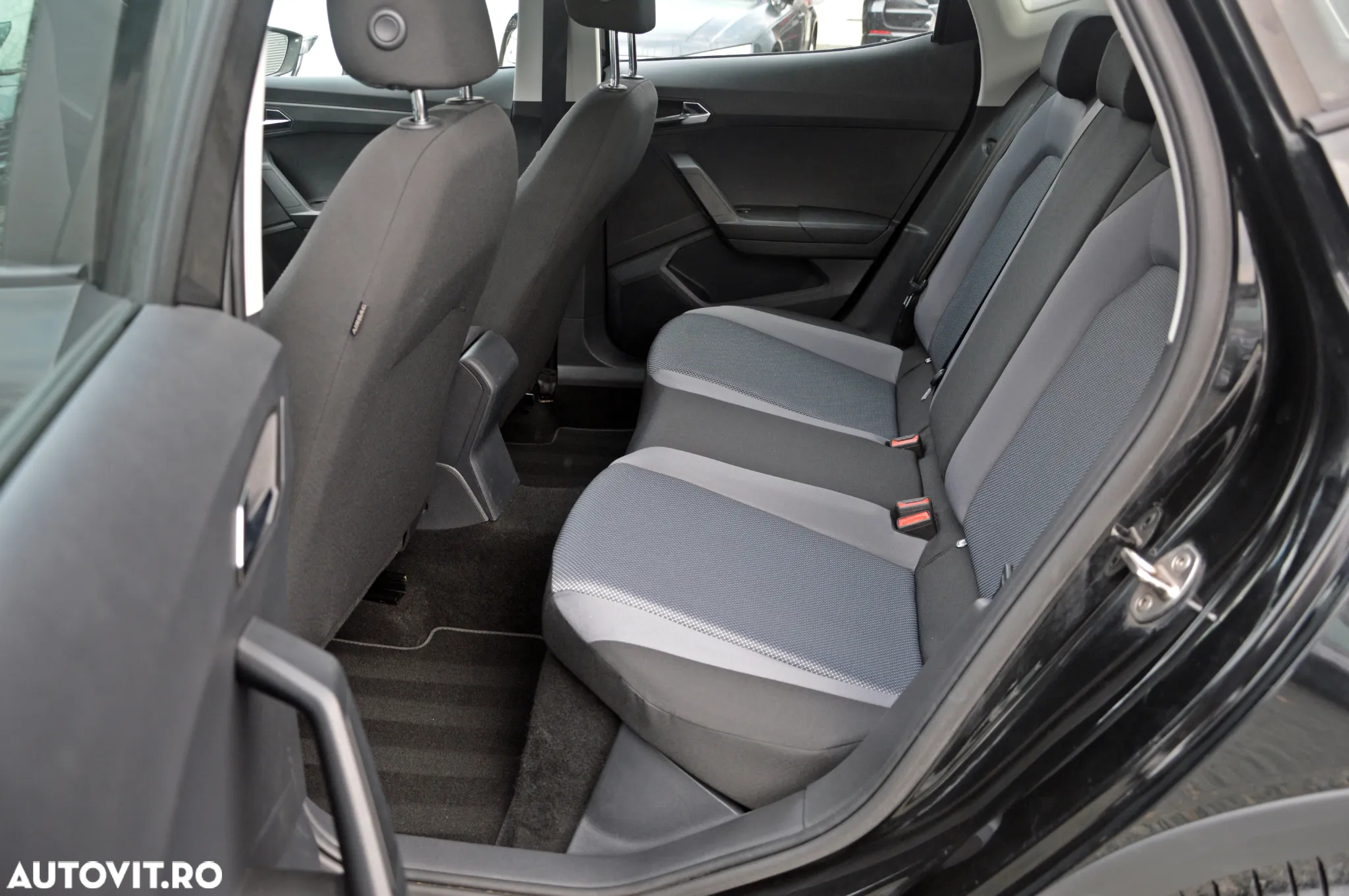 Seat Arona 1.6 TDI Start&Stop DSG7 Style - 6