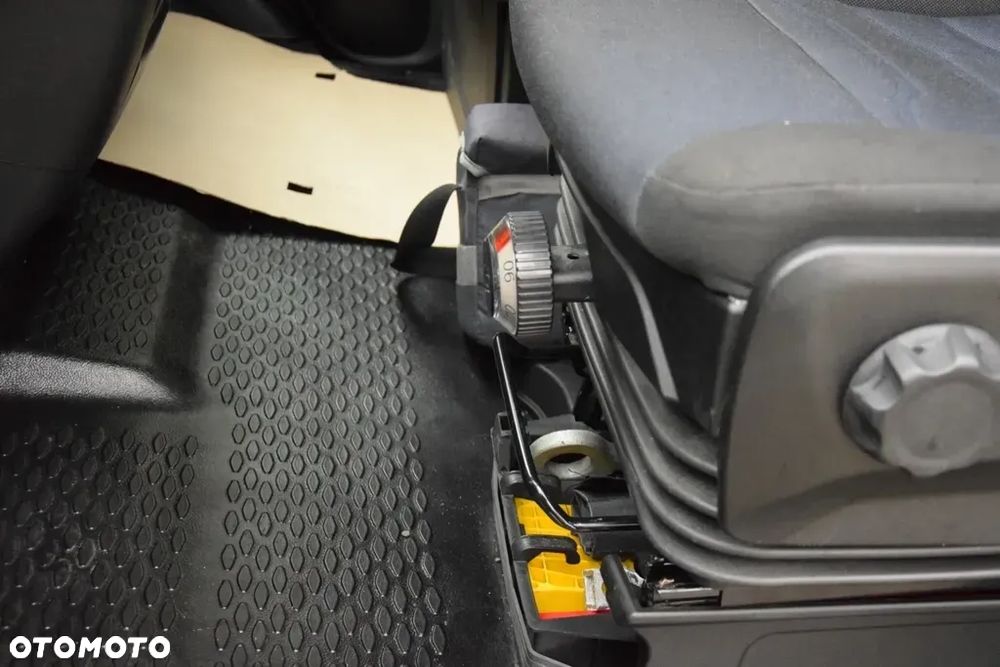 Iveco DAILY 35S18 Hi Matic  180Km 18M3 - 5