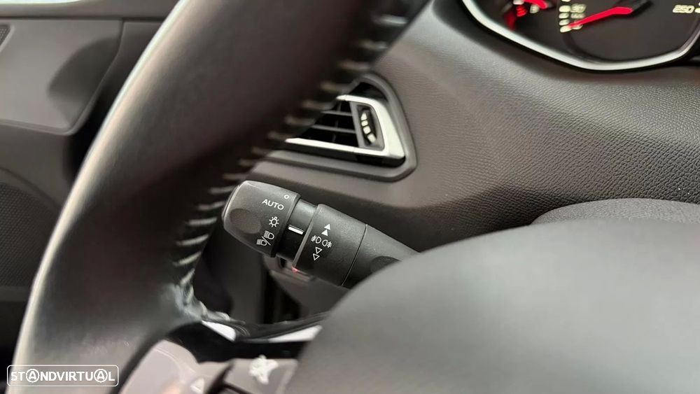 Peugeot 308 SW 1.5 BlueHDi Style - 20