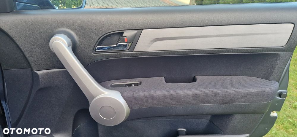 Honda CR-V 2.0i-VTEC Elegance 50 Jahre Edition - 11