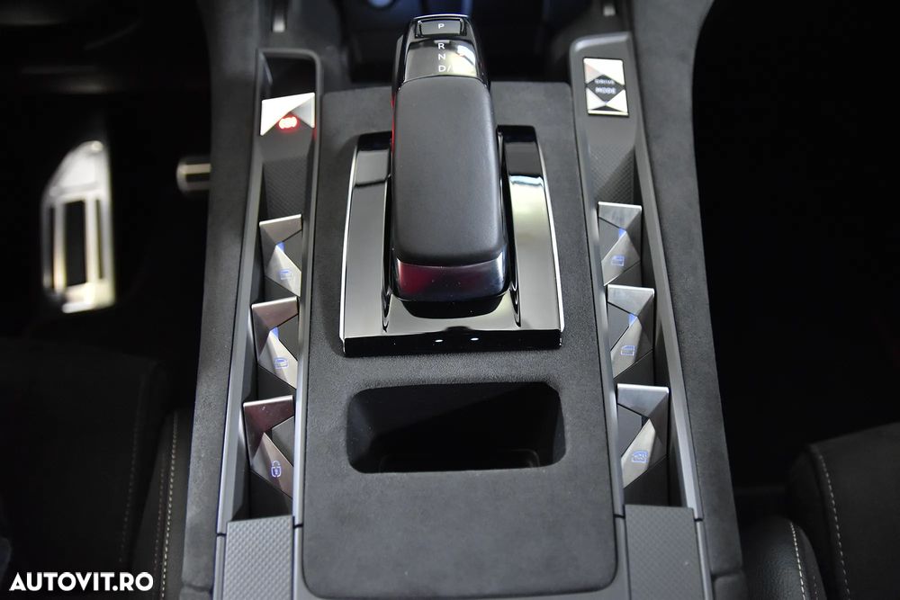 DS Automobiles DS 7 Crossback - 15