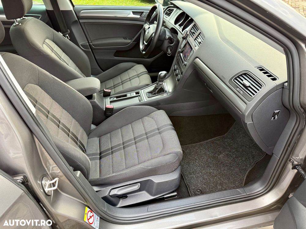 Volkswagen Golf Variant 1.6 BlueTDI DSG Comfortline - 19