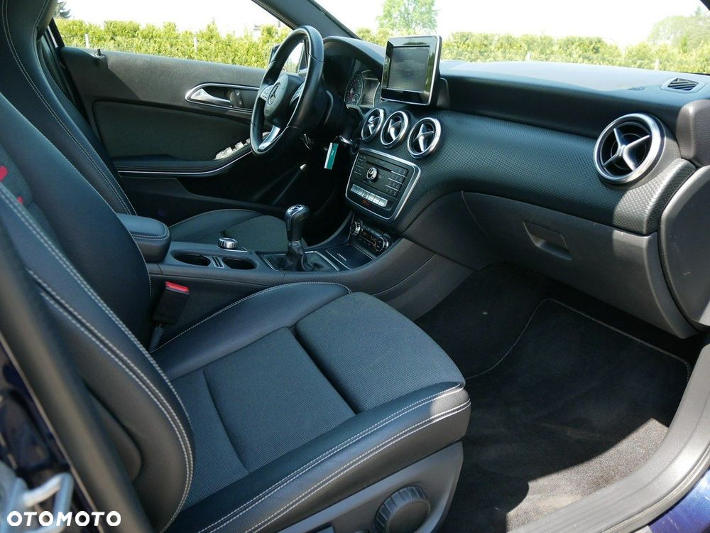 Mercedes-Benz Klasa A 180 - 18