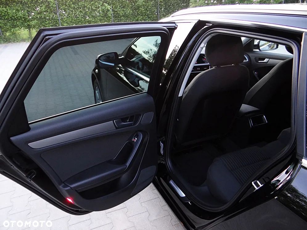 Audi A4 Avant 2.0 TDI DPF Attraction - 36