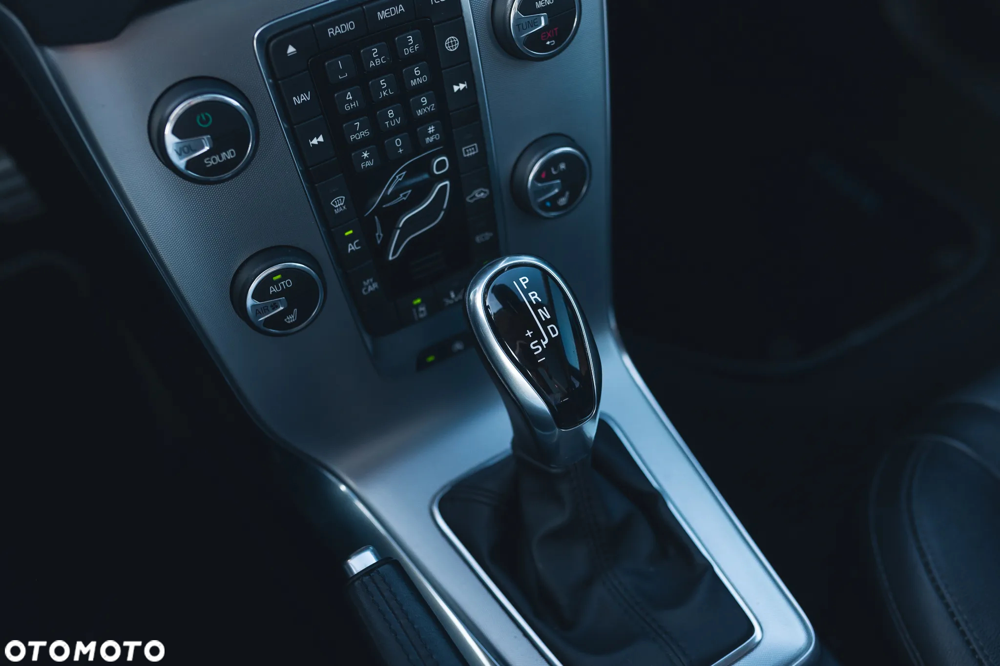 Volvo V40 D3 Drive-E Inscription - 30