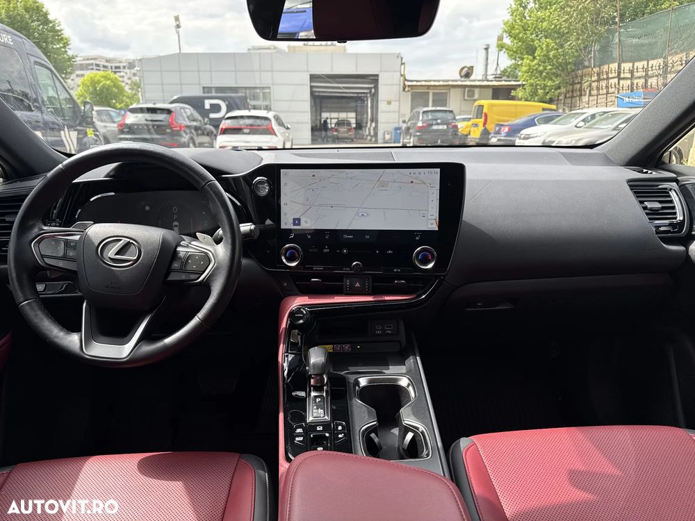 Lexus Seria NX - 10