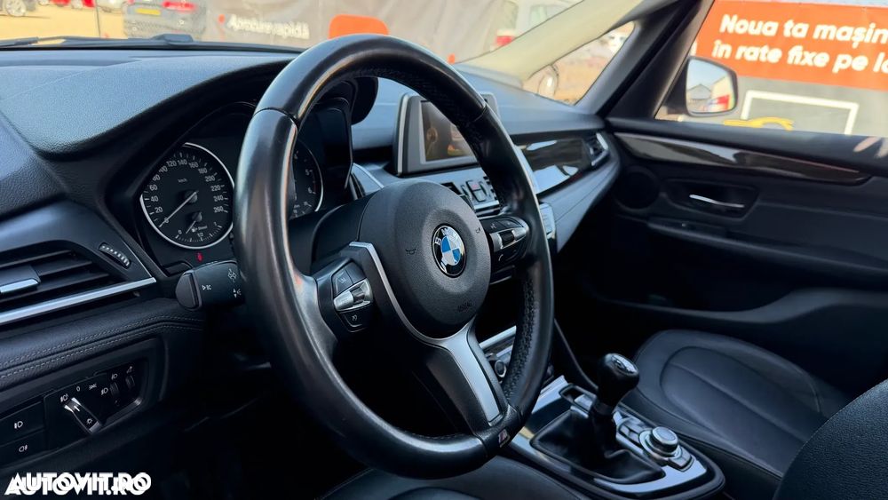 BMW Seria 2 216d Luxury Line - 9