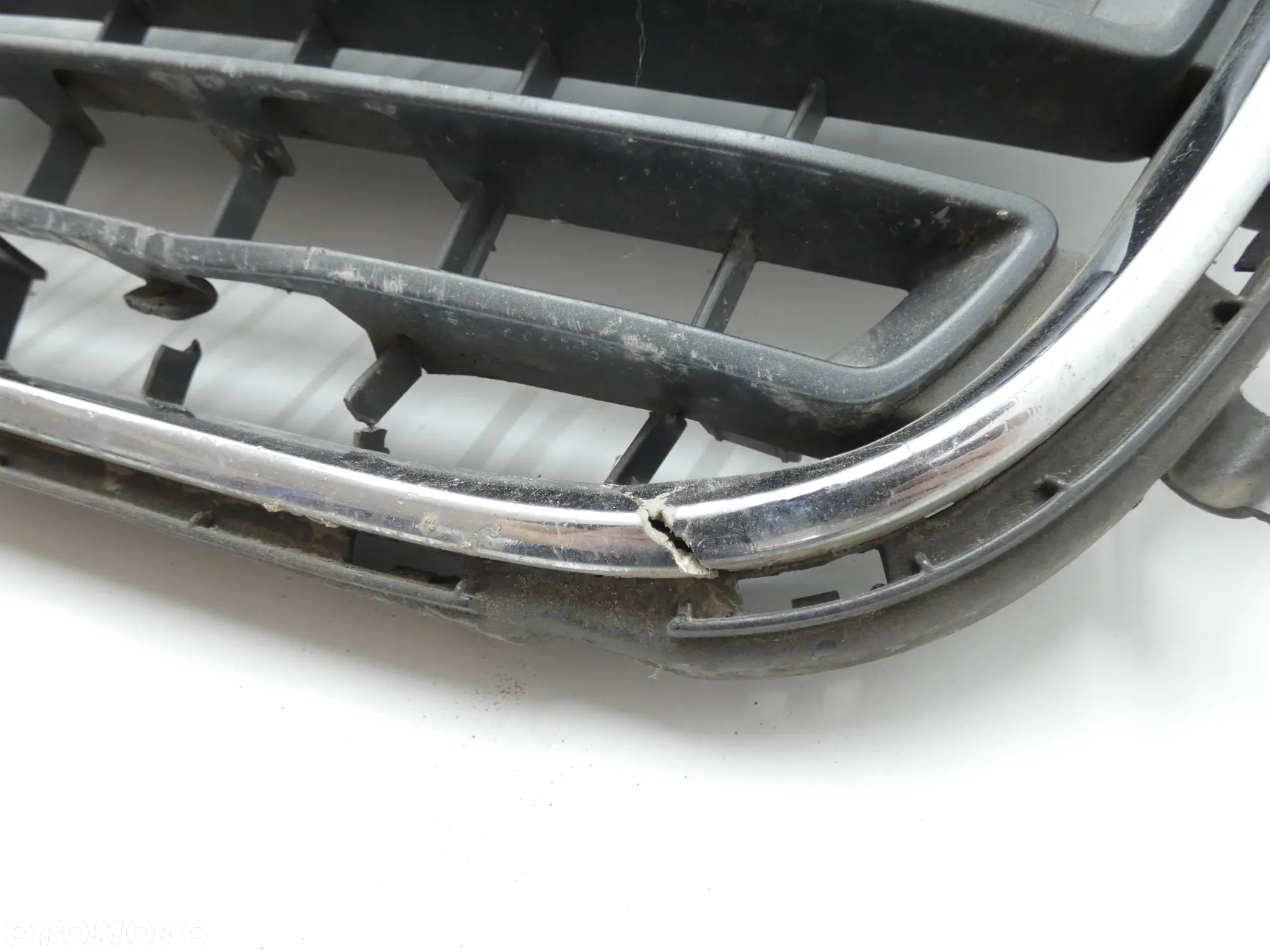 AUDI A1 8X ORYGINAŁ GRILL ATRAPA CHŁODNICY ZDERZAKA PRZÓD 8X0853651 GORLICE - 3
