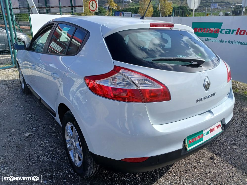 Renault Mégane 1.5 dCi Confort - 12