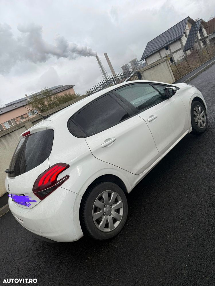 Peugeot 208 1.5 BlueHDi STT Active - 5