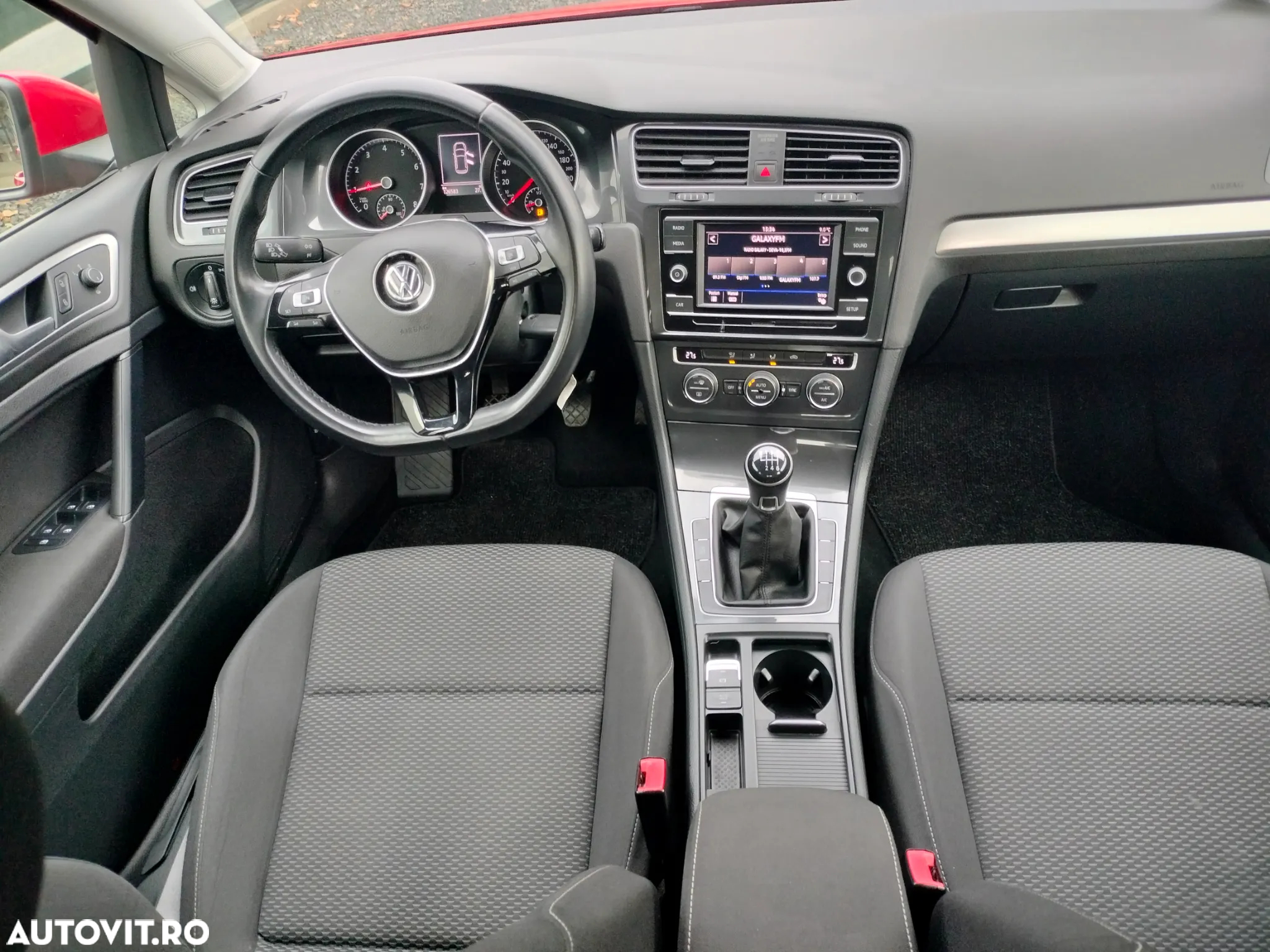 Volkswagen Golf 1.0 TSI Comfortline - 2