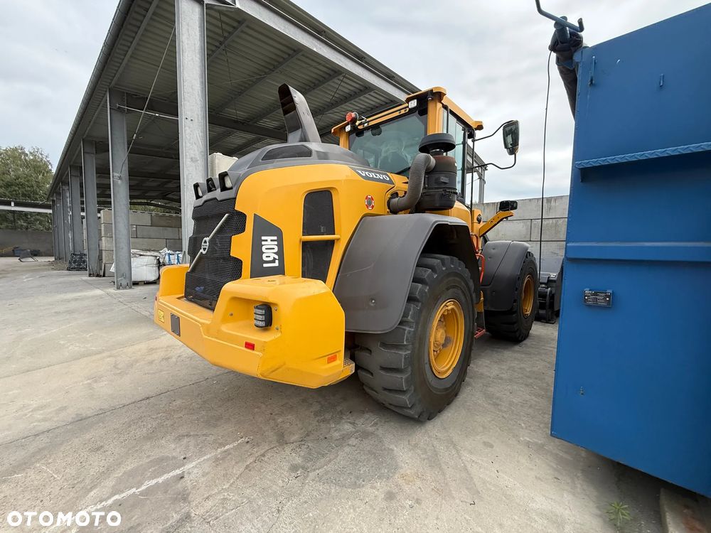 Volvo L90H - 11