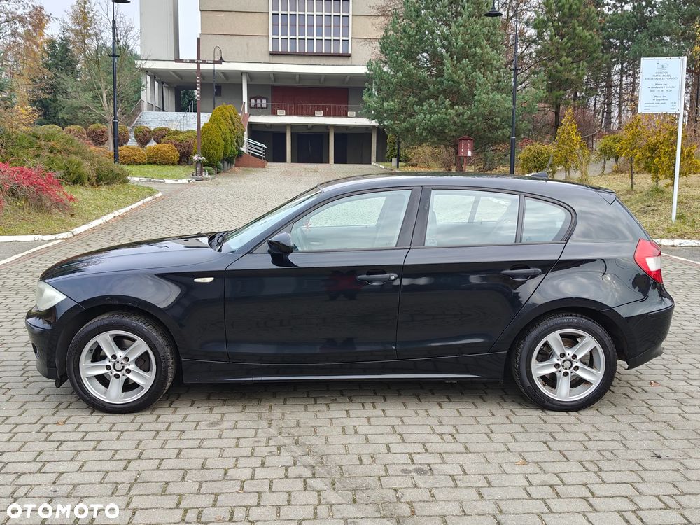 BMW Seria 3 318i - 1