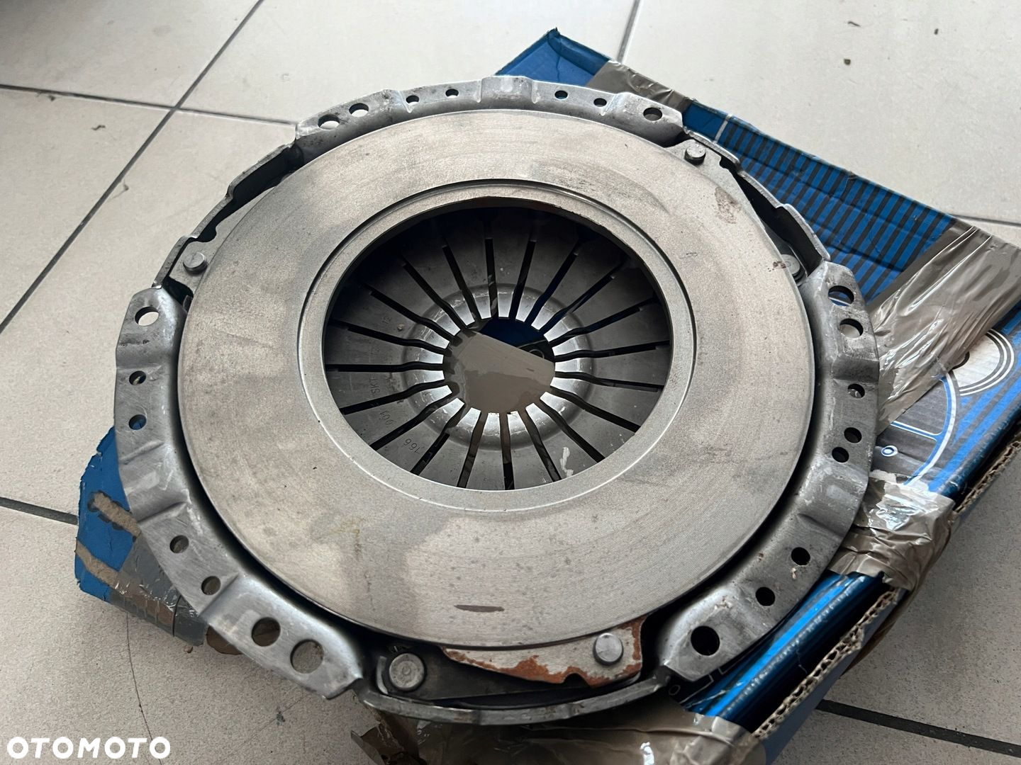 BMW E34 E32 M30 DOCISK SŁONECZKO SPRZĘGŁA SACHS 240MM - 2