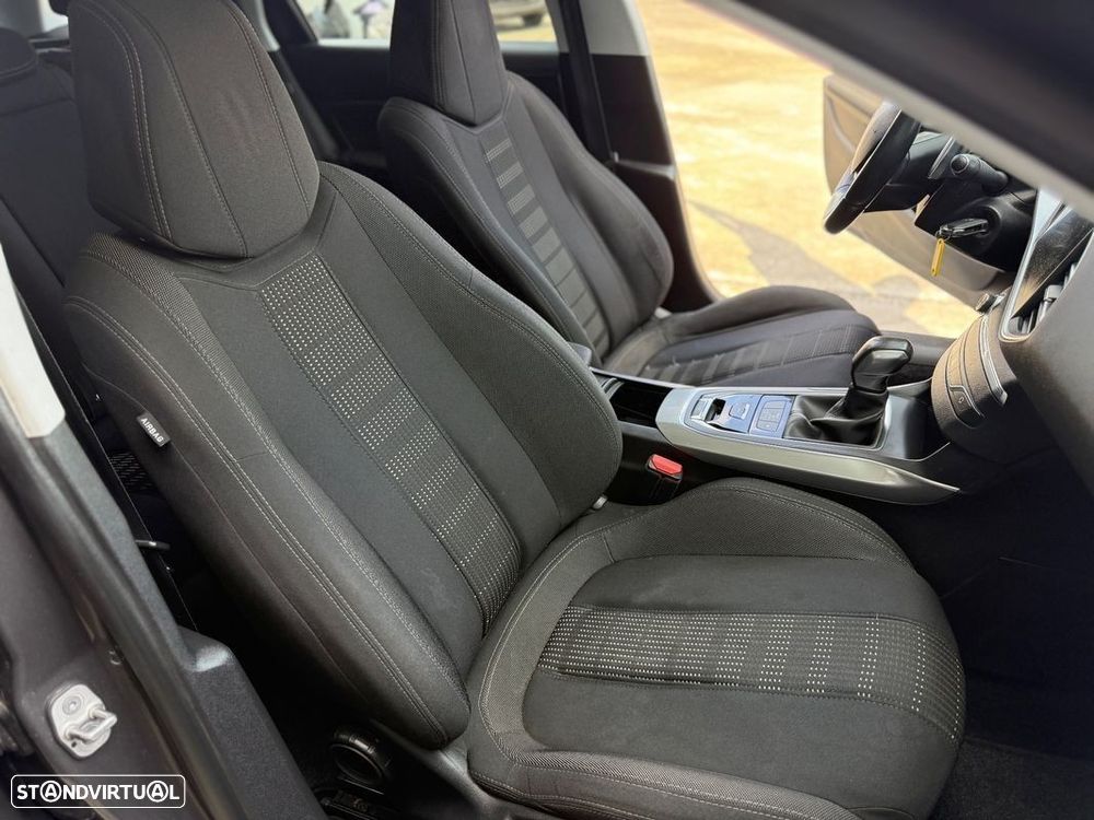 Peugeot 308 SW 1.6 BlueHDi Allure J17 EAT6 - 28