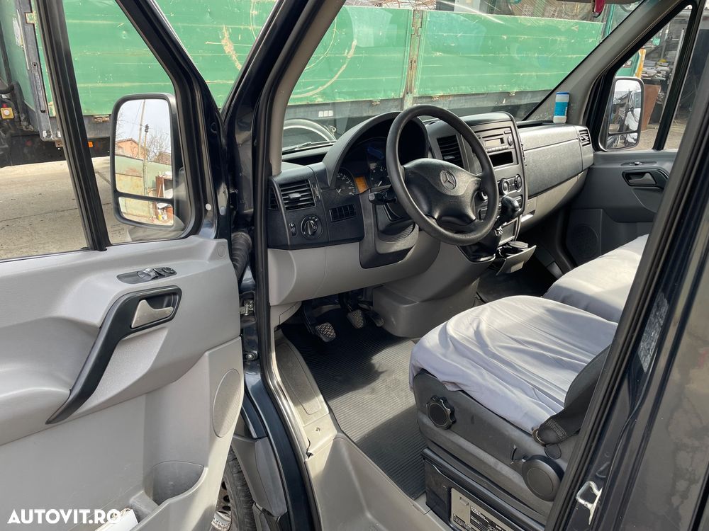 Mercedes-Benz Sprinter - 5