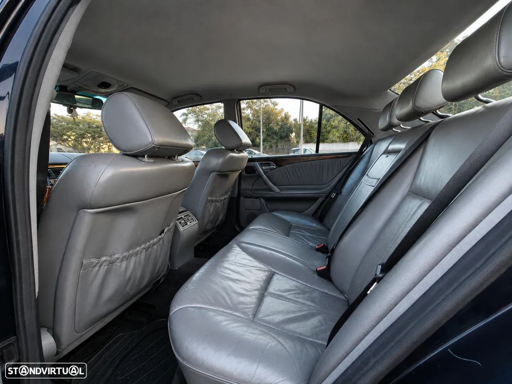 Mercedes-Benz E 220 CDI Avantgarde - 9