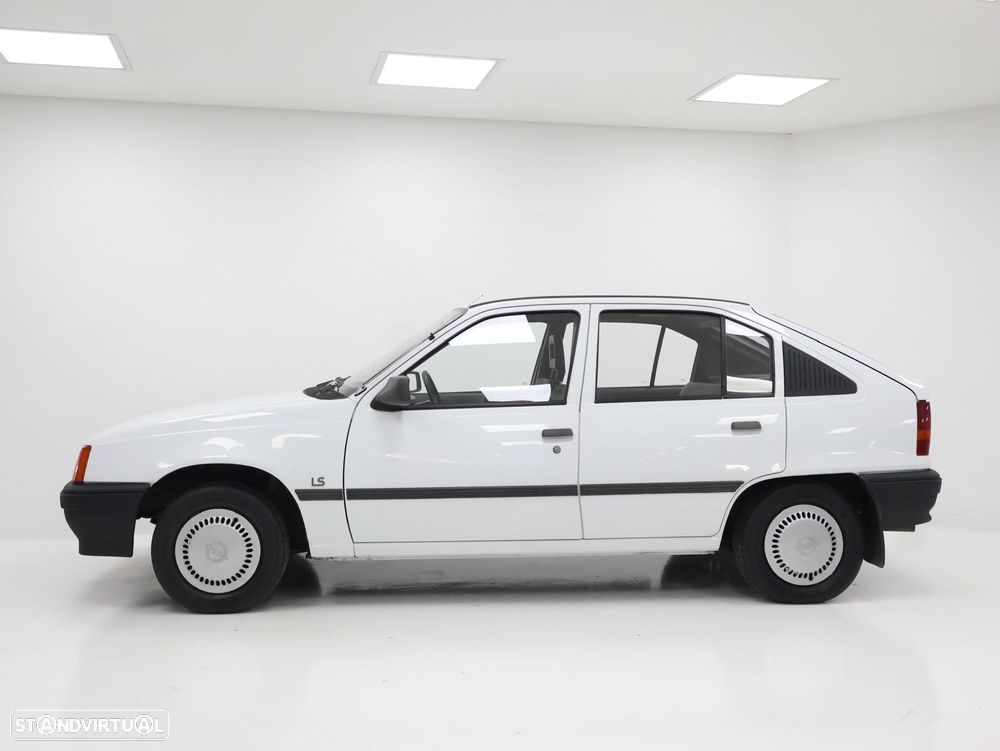 Opel Kadett 1.2 LS - 6