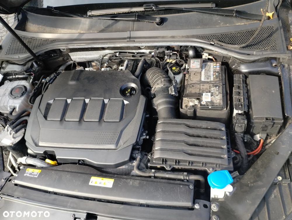 Volkswagen Passat Variant 2.0 TDI BMT Comfortline DSG - 9