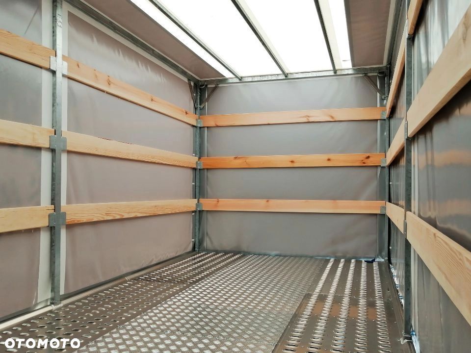 Besttrailers Przyczepa samochodowa WARIOR ze stelażem i plandeką PRODUCENT - 5