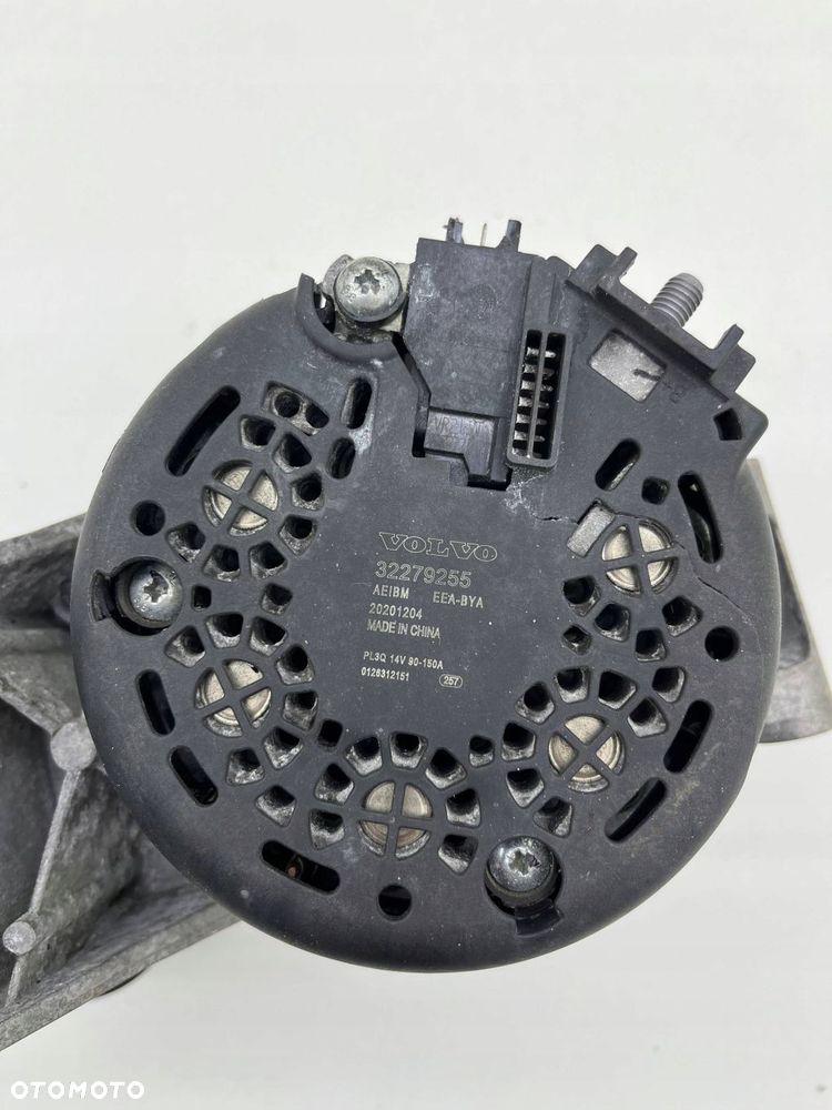 VOLVO XC40 ALTERNATOR 32279255 - 4