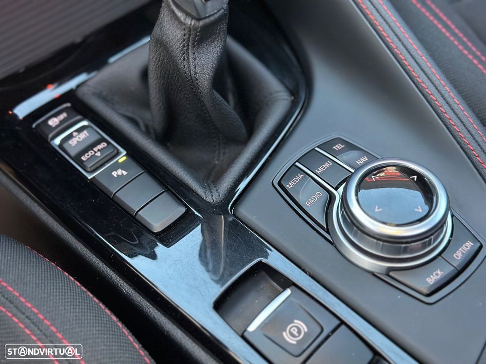 BMW X1 16 d sDrive Line Sport - 17