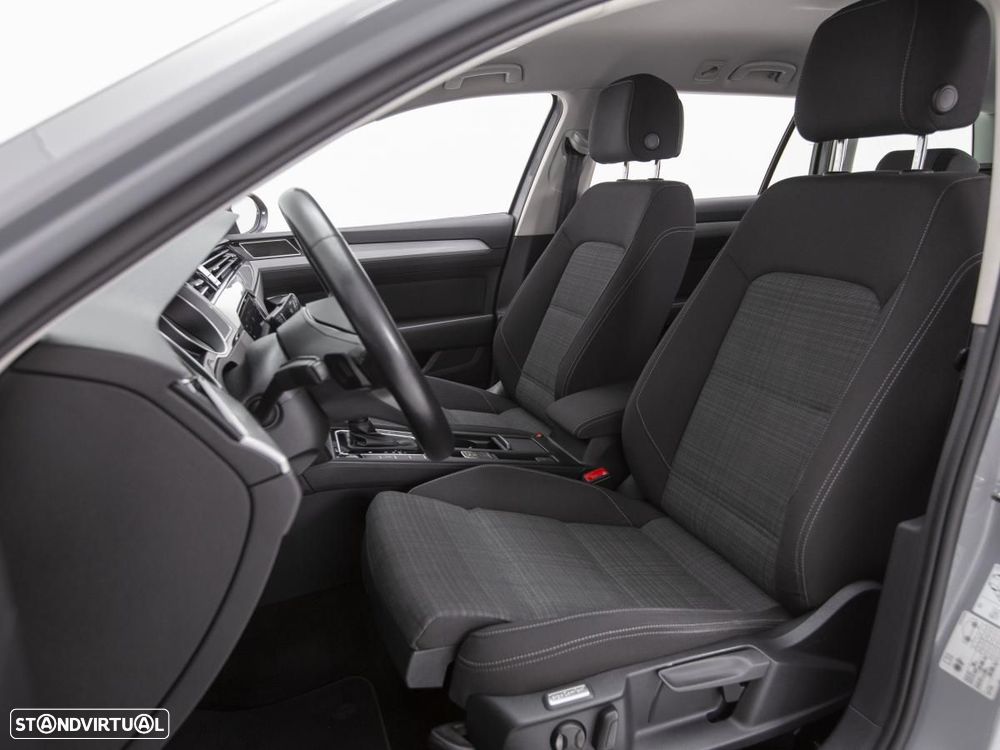 Volkswagen Passat Variant 2.0 TDI Business DSG — fotografia 8