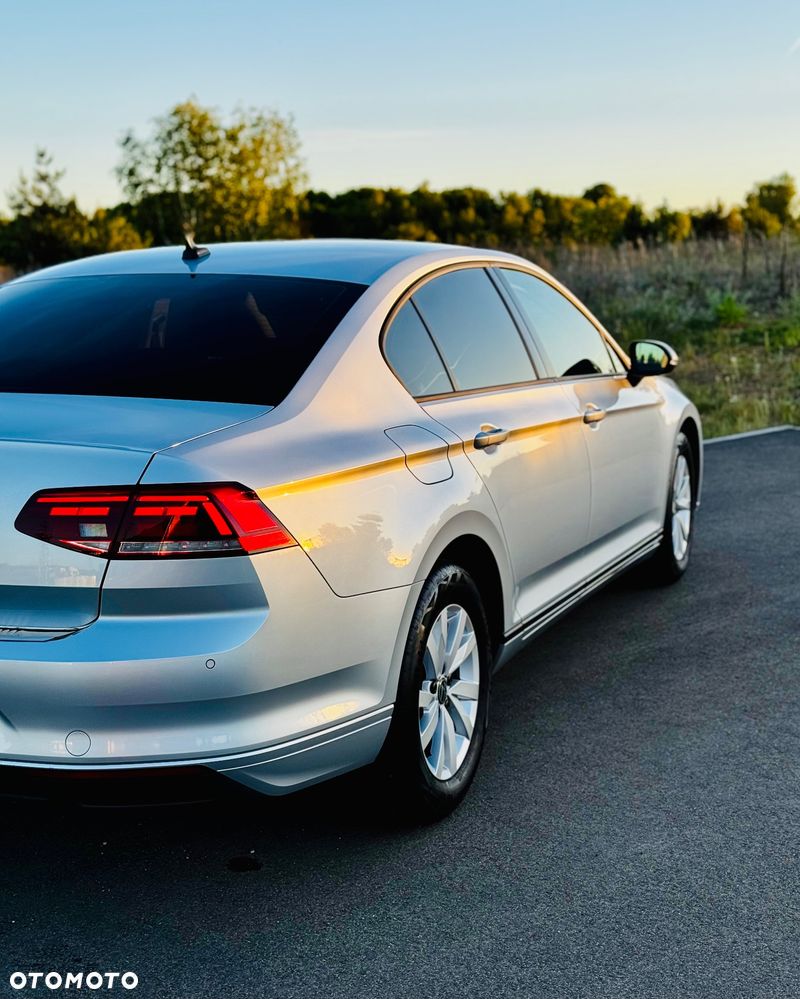 Volkswagen Passat 1.5 TSI EVO Essence - 15