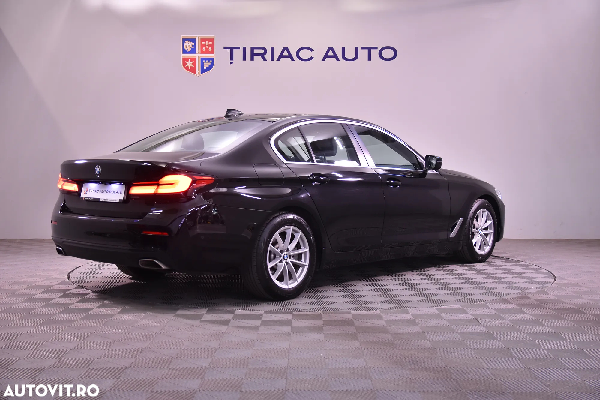 BMW Seria 5 518d AT MHEV - 5