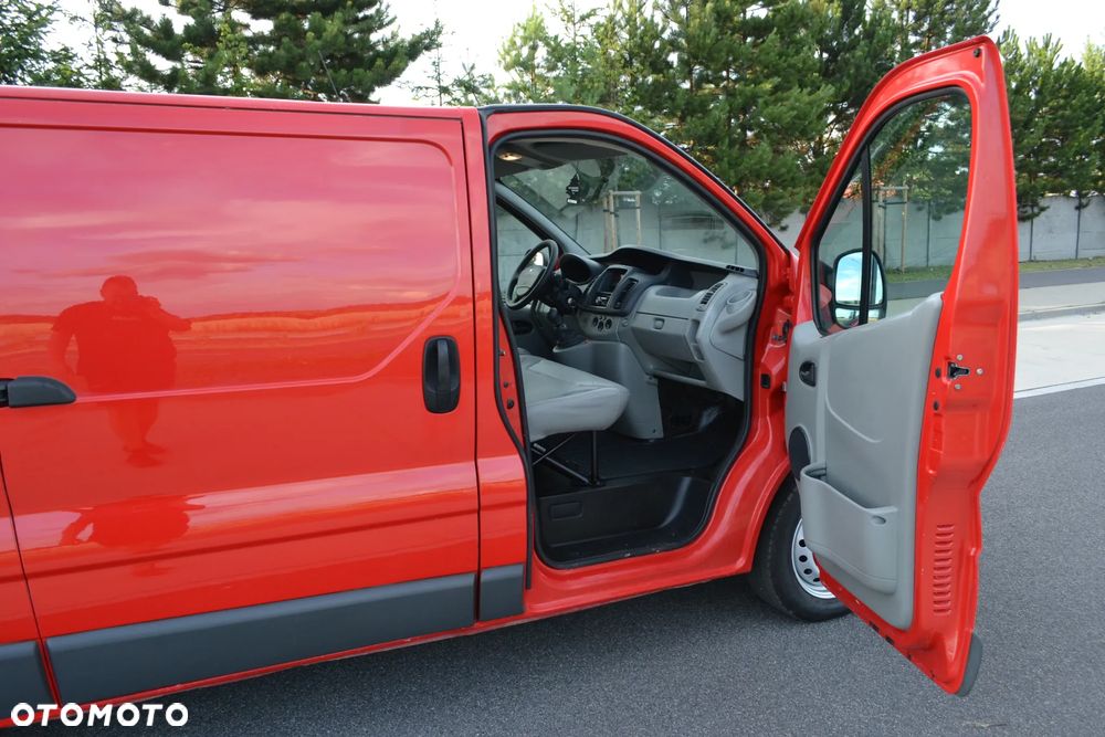 Opel Vivaro - 18