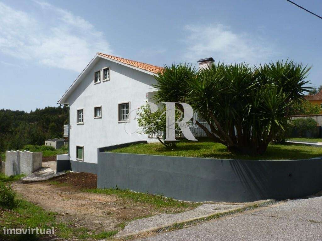 Fantástica moradia T3 com garagem e terreno generoso em Vila Facaia – - Grande imagem: 5/60