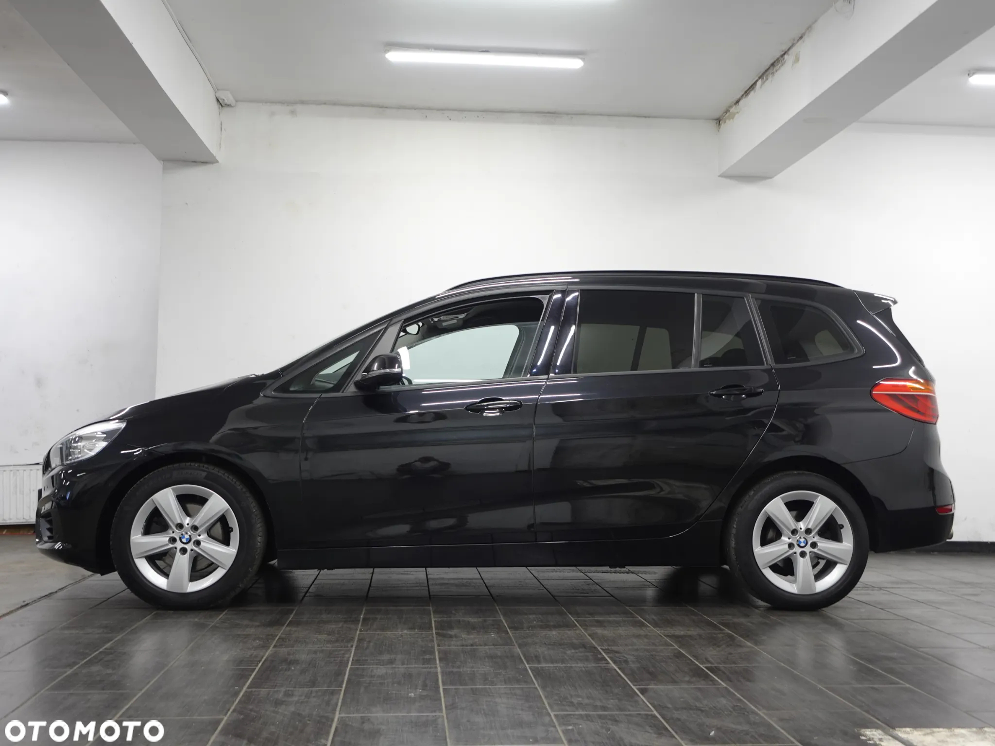 BMW Seria 2 218d Gran Tourer Advantage - 5