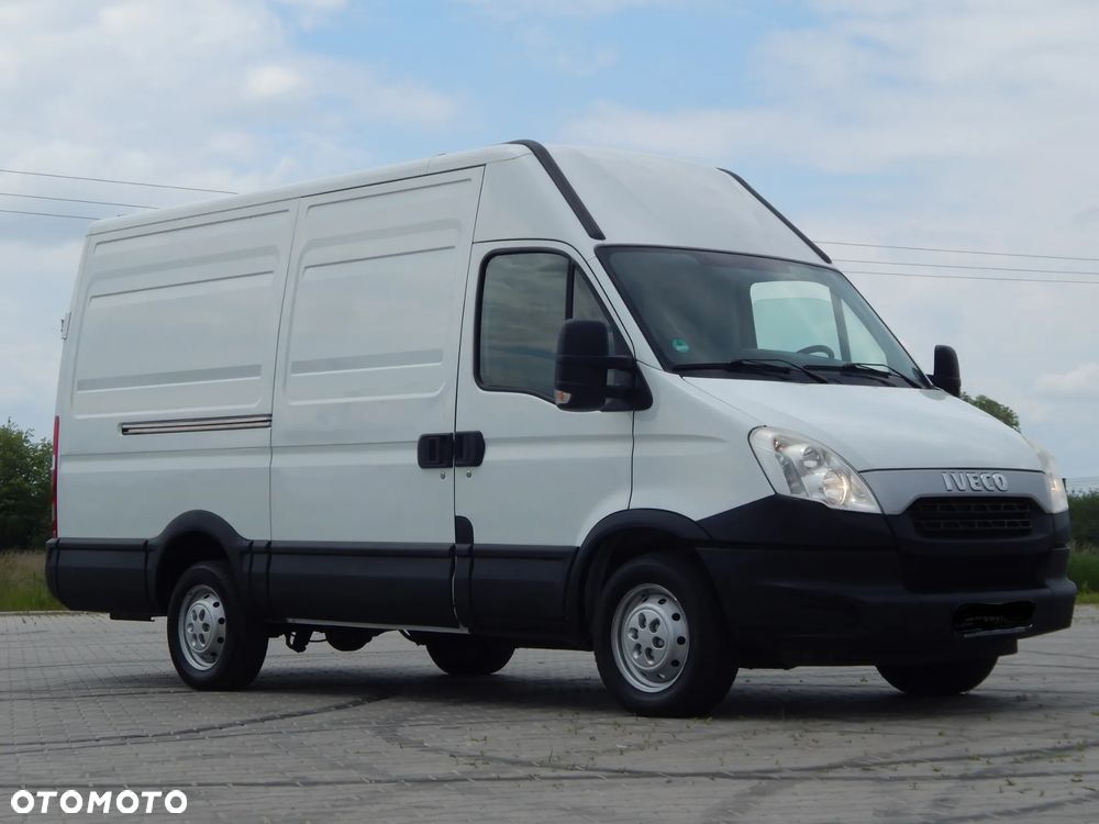 Iveco DAILY 35S15 2,3HPI L2H2 LIFT - 34