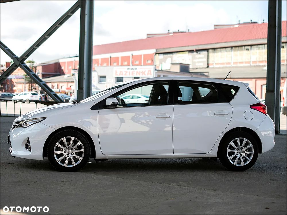 Toyota Auris - 3