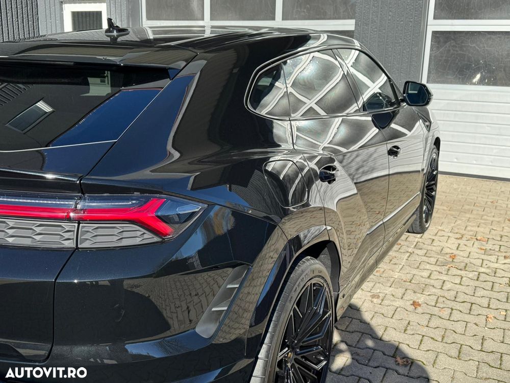 Lamborghini URUS - 15