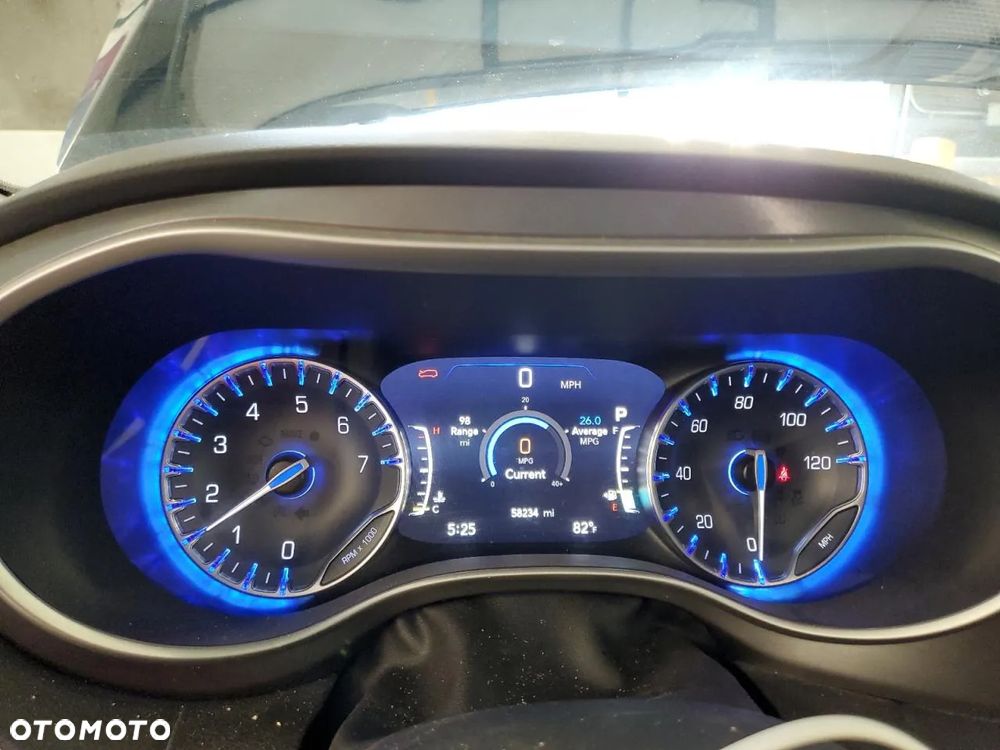 Chrysler Pacifica - 9