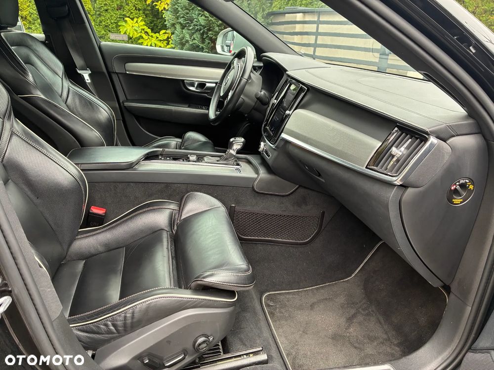 Volvo S90 - 16