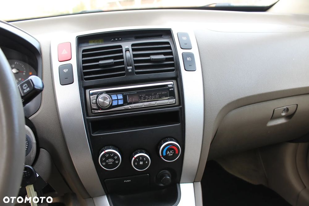 Hyundai Tucson 2.0 4WD GLS - 23