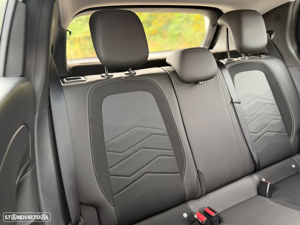 Jeep Avenger 54 kWh Summit - 17